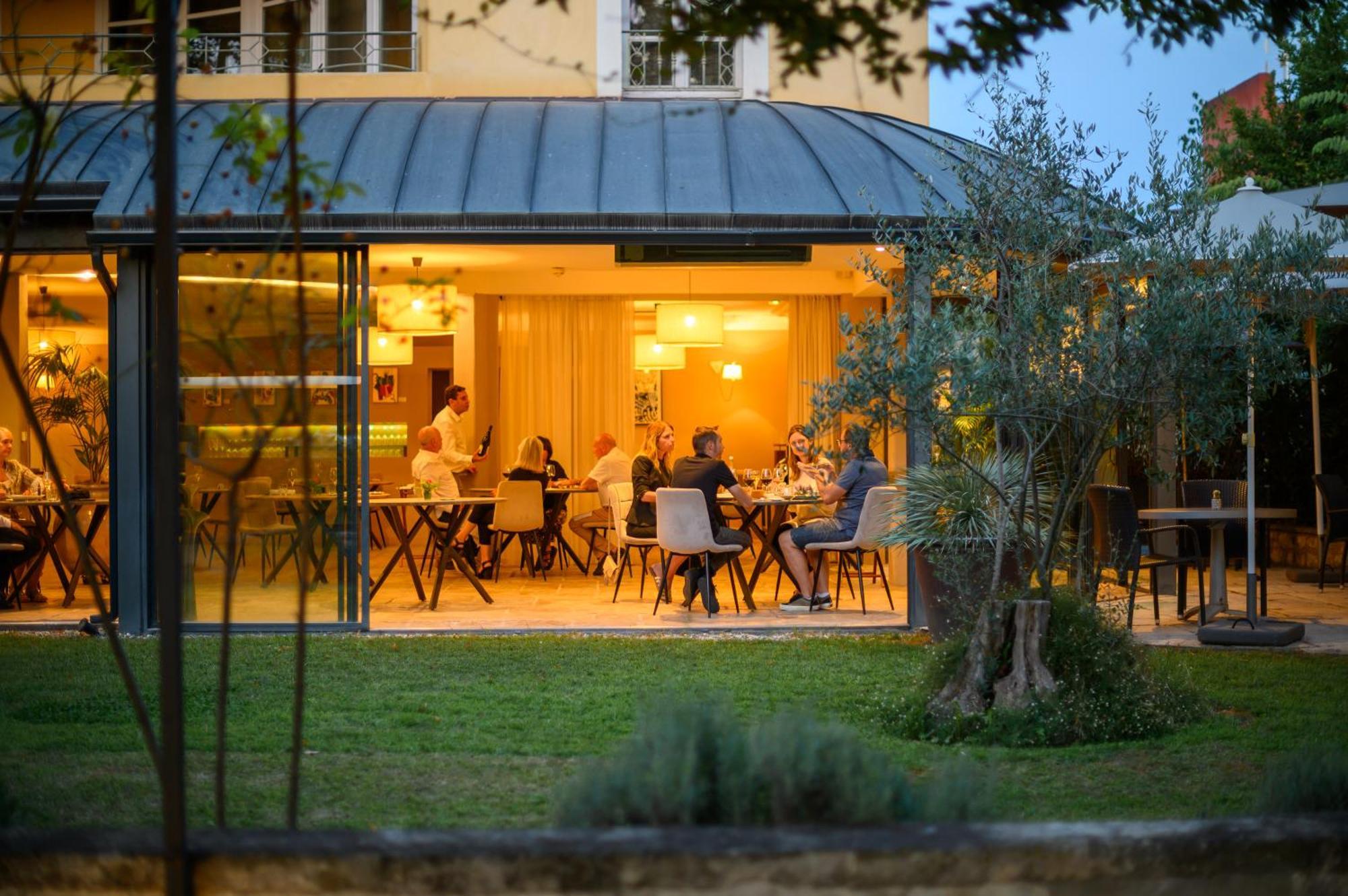 Villa Augusta Сен-Поль-Труа-Шато Экстерьер фото