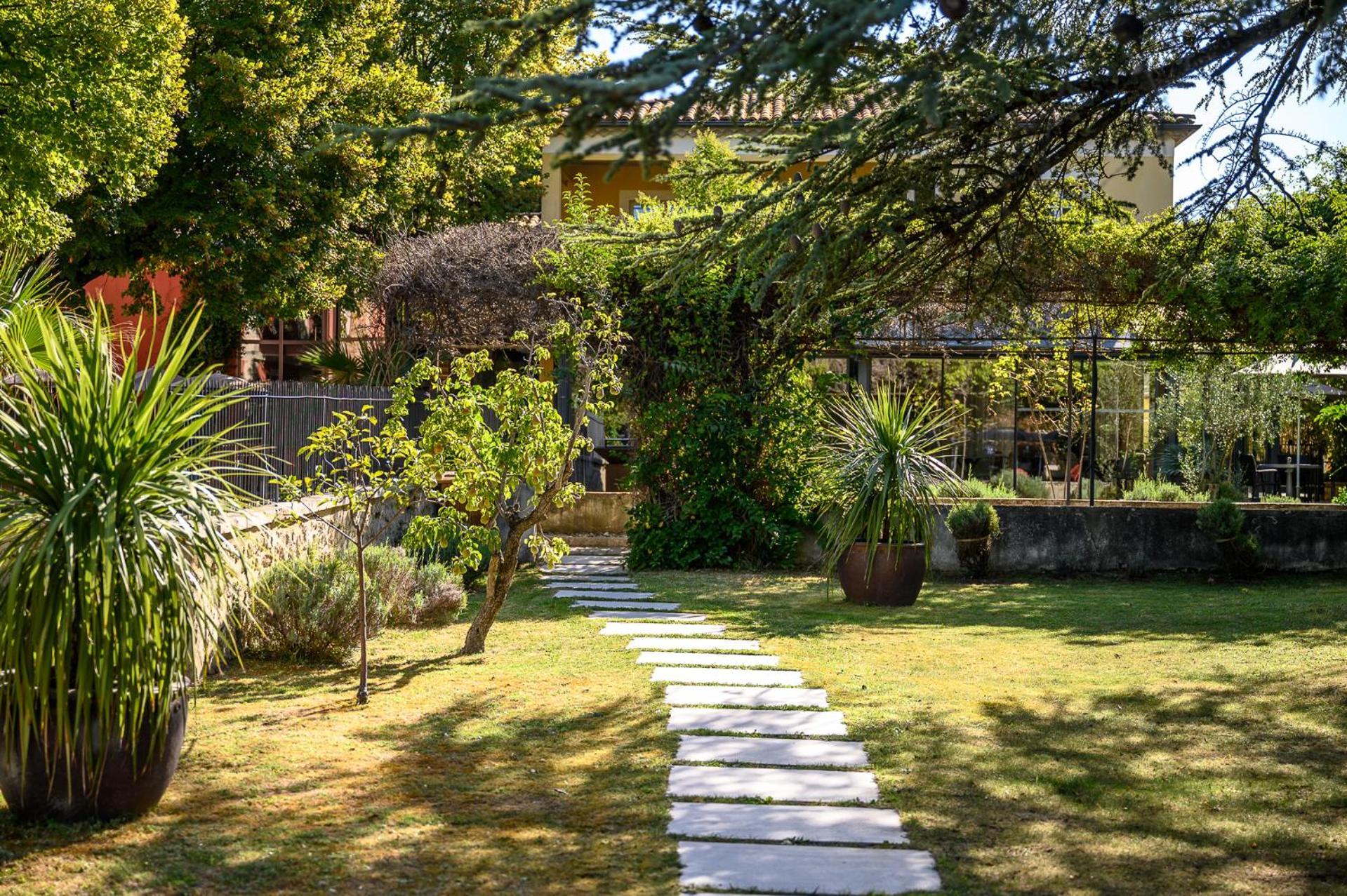 Villa Augusta Сен-Поль-Труа-Шато Экстерьер фото
